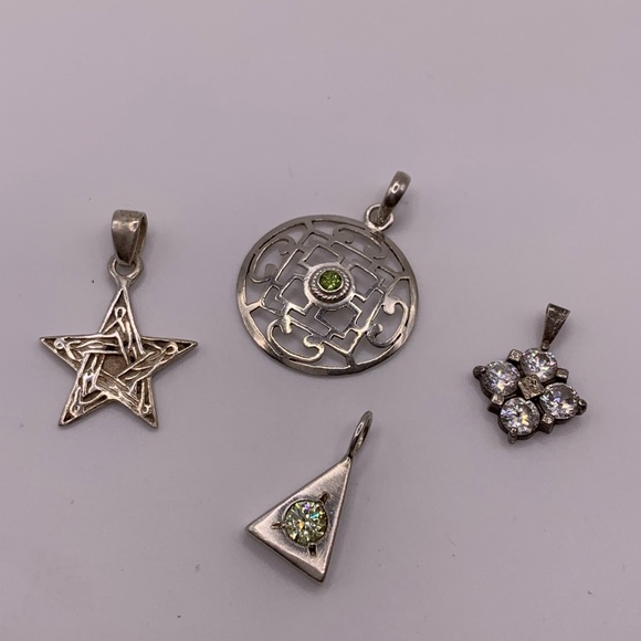Vintage lot of 4 Sterling silver pendants - Picture 3 of 4